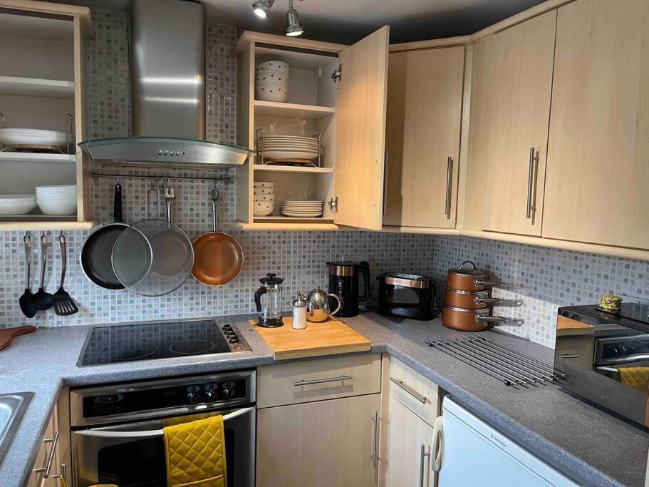 Yew Tree Cottage, 3 Bedroom, 4 Church Row Defynnog Devynock Bagian luar foto
