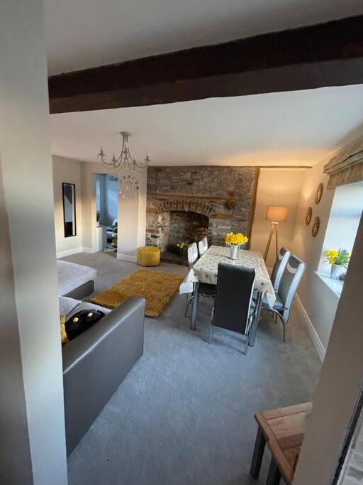 Yew Tree Cottage, 3 Bedroom, 4 Church Row Defynnog Devynock Bagian luar foto